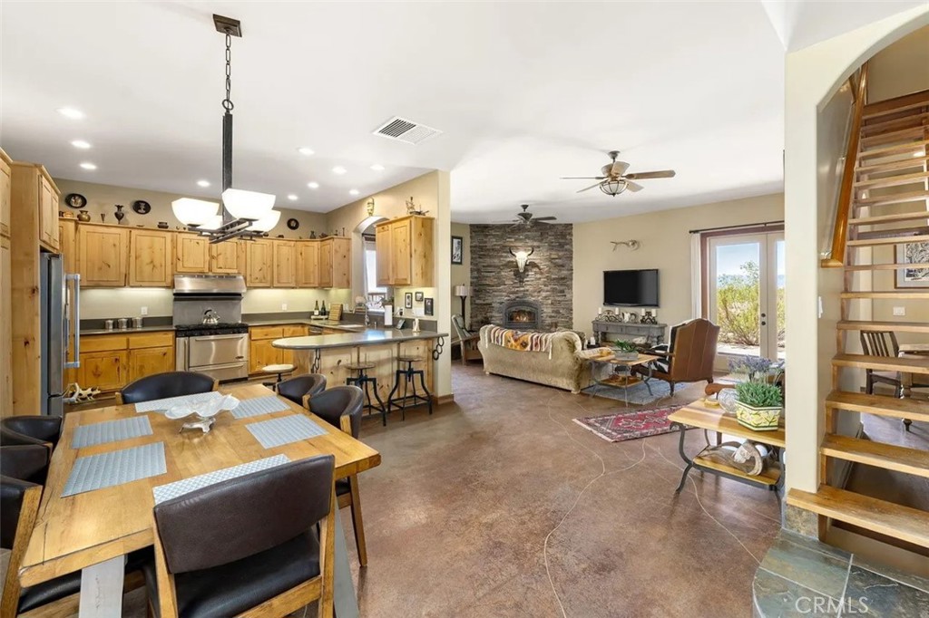 61430 61430 Moonlight Mesa