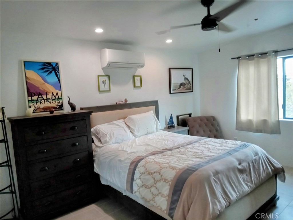 60194 60194 La Mirada