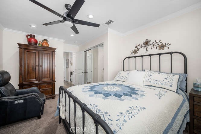 2697 W Parkside Lane