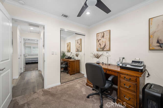 2697 W Parkside Lane