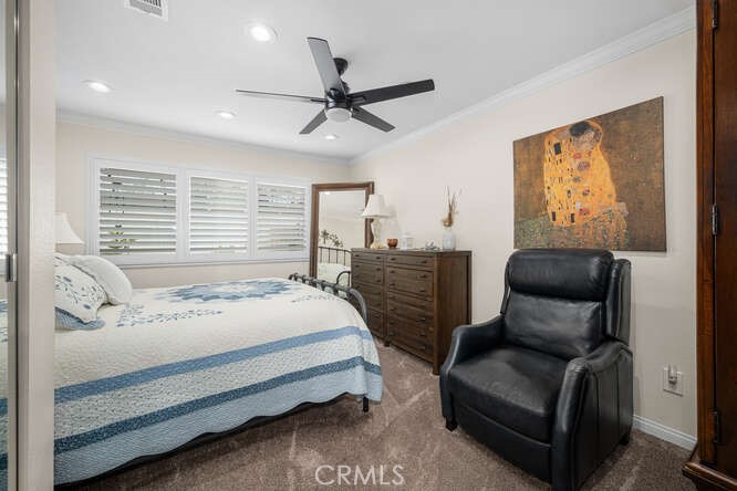 2697 W Parkside Lane