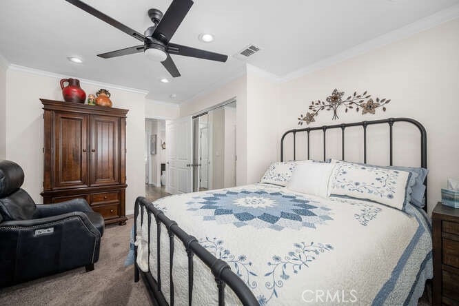 2697 W Parkside Lane