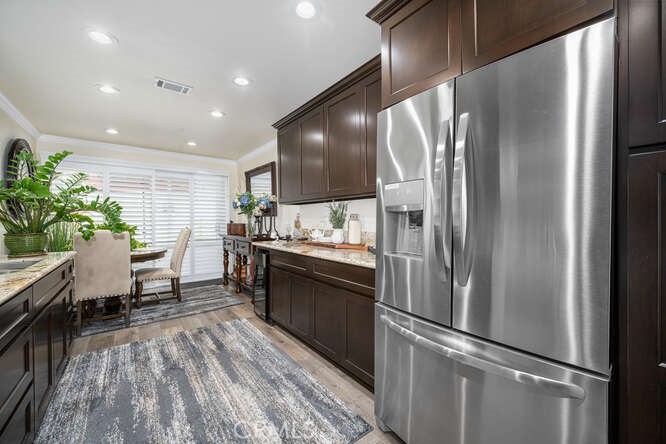 2697 W Parkside Lane