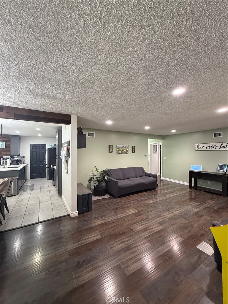 6681 Via Arroyo