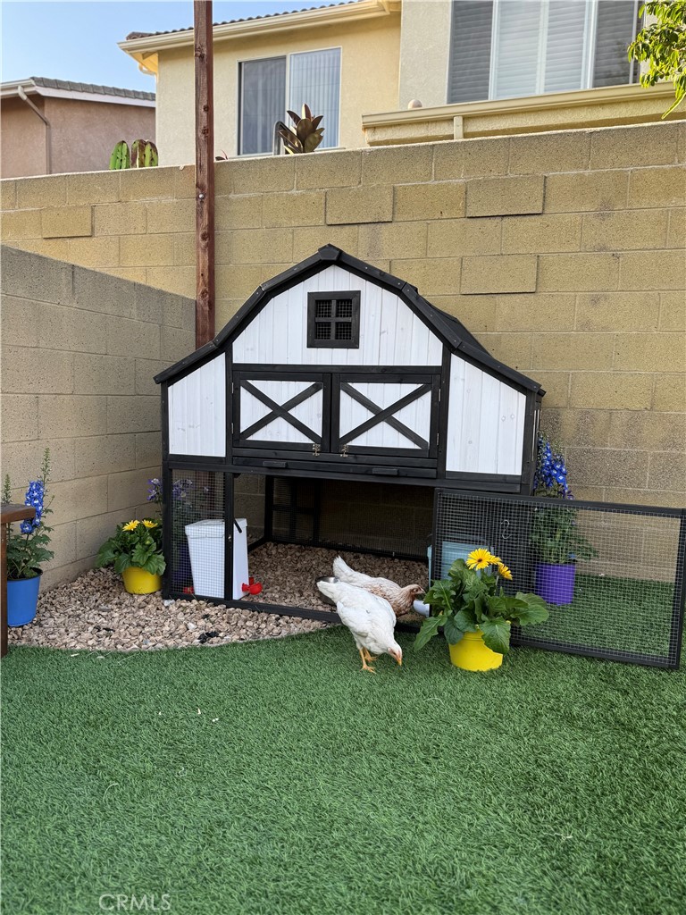 6681 Via Arroyo
