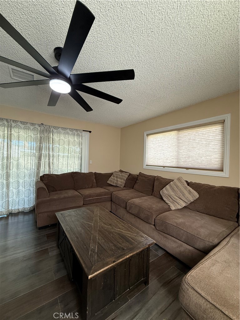 6681 Via Arroyo