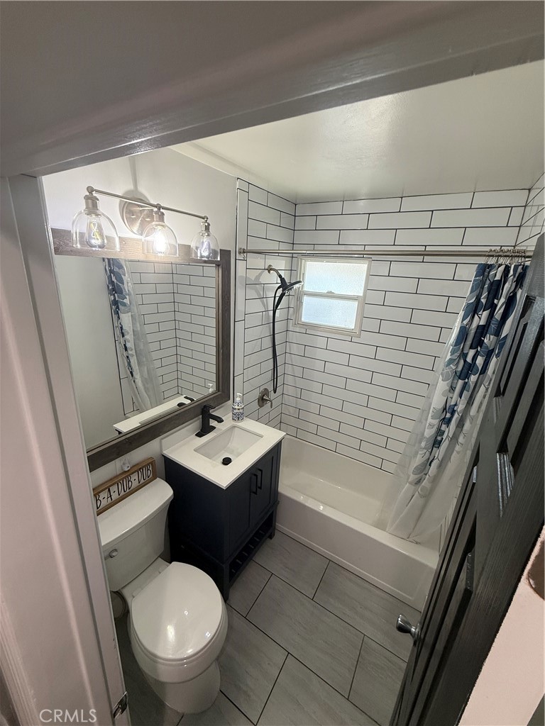 6681 Via Arroyo
