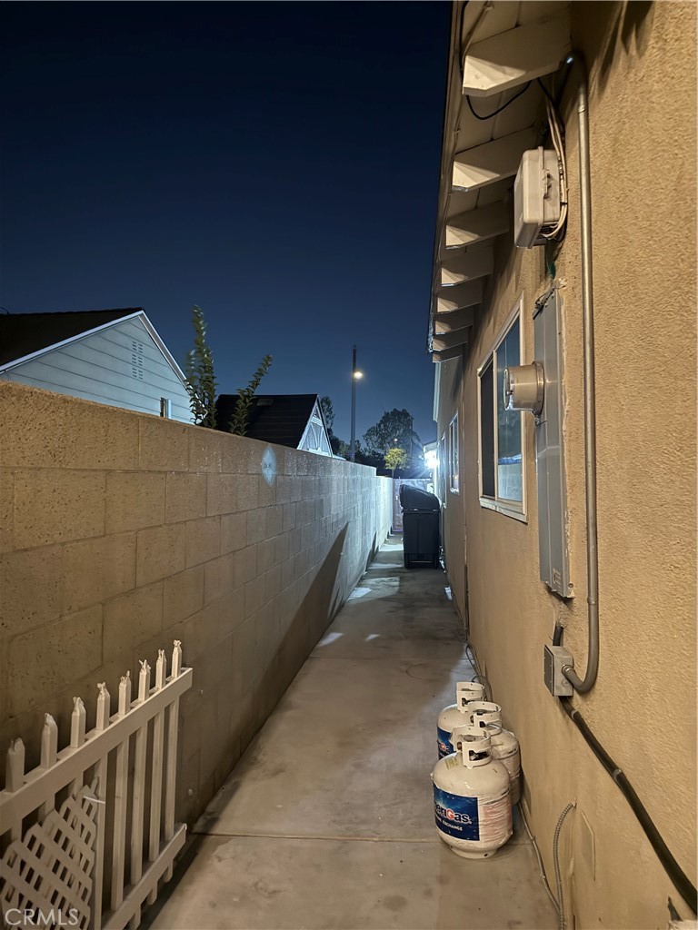 6681 Via Arroyo