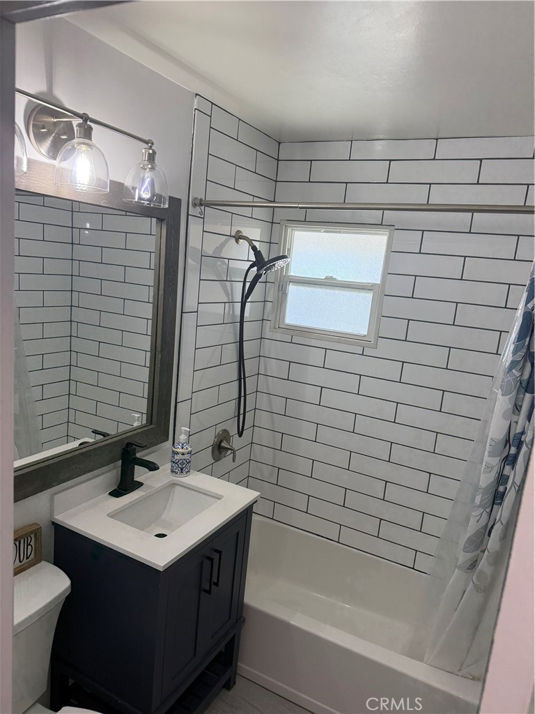 6681 Via Arroyo