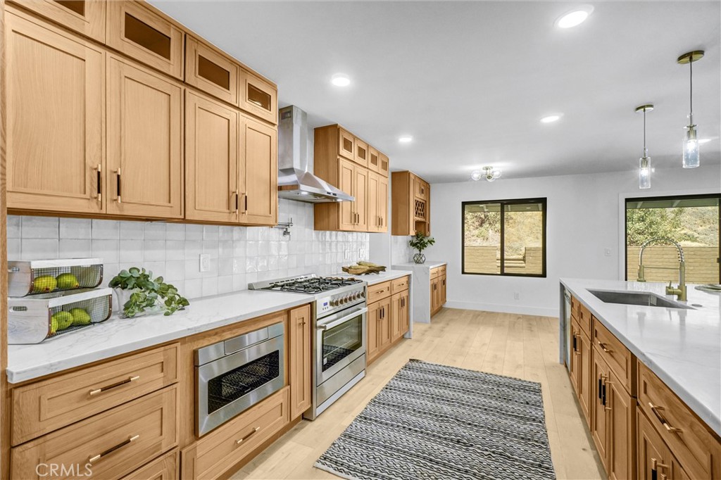 13867 Philadelphia Street