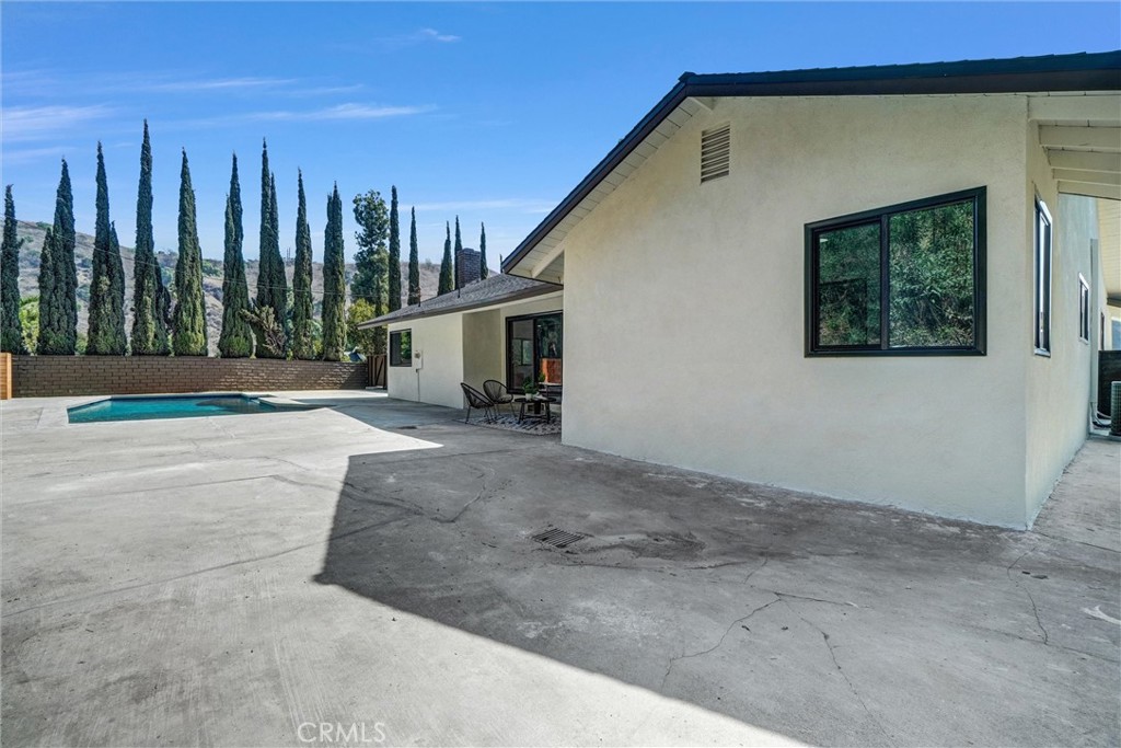 13867 Philadelphia Street