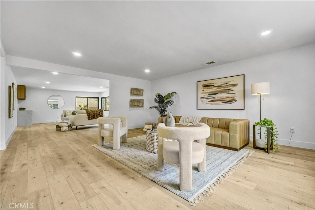 13867 Philadelphia Street