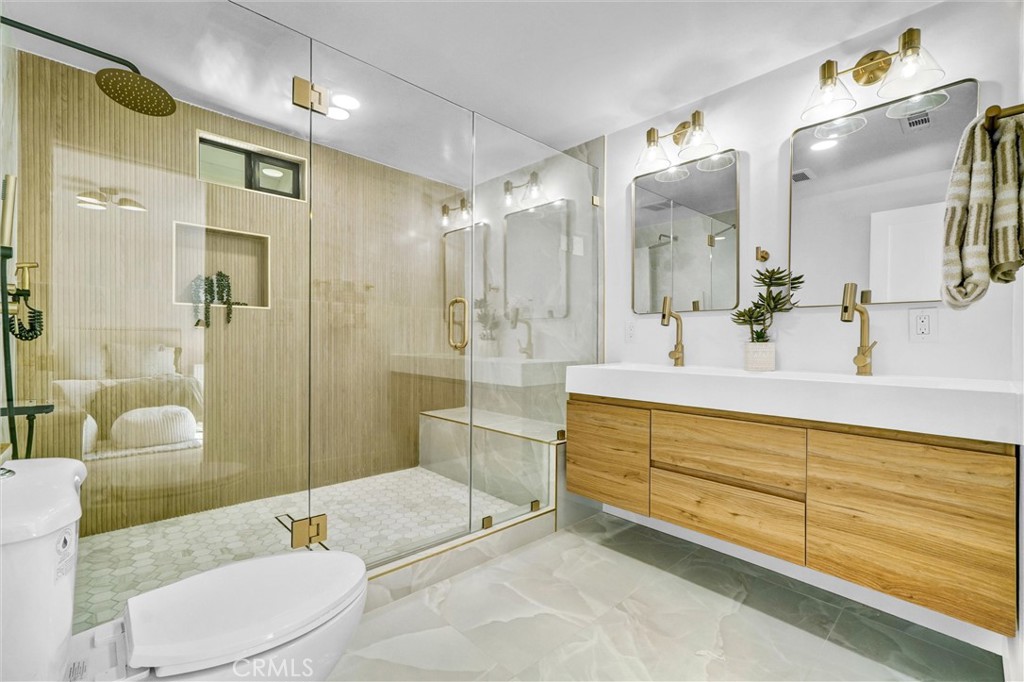 13867 Philadelphia Street