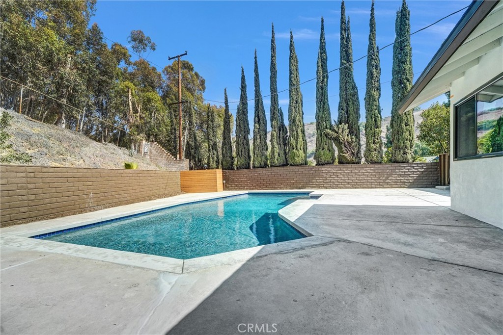 13867 Philadelphia Street