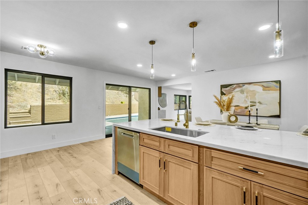 13867 Philadelphia Street