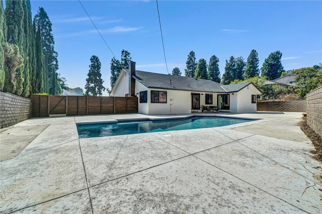 13867 Philadelphia Street