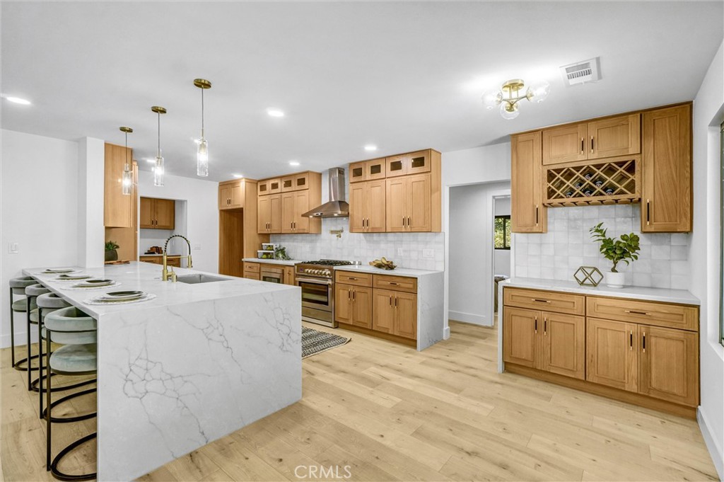 13867 Philadelphia Street