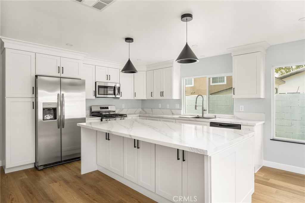 14375 Majorca Avenue