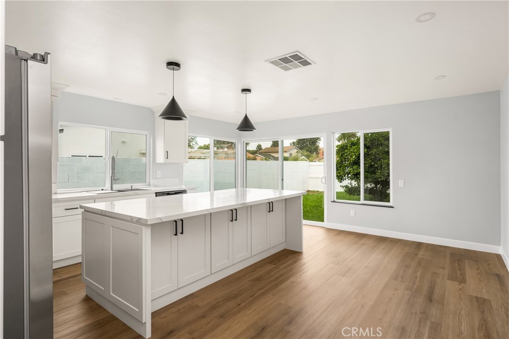 14375 Majorca Avenue