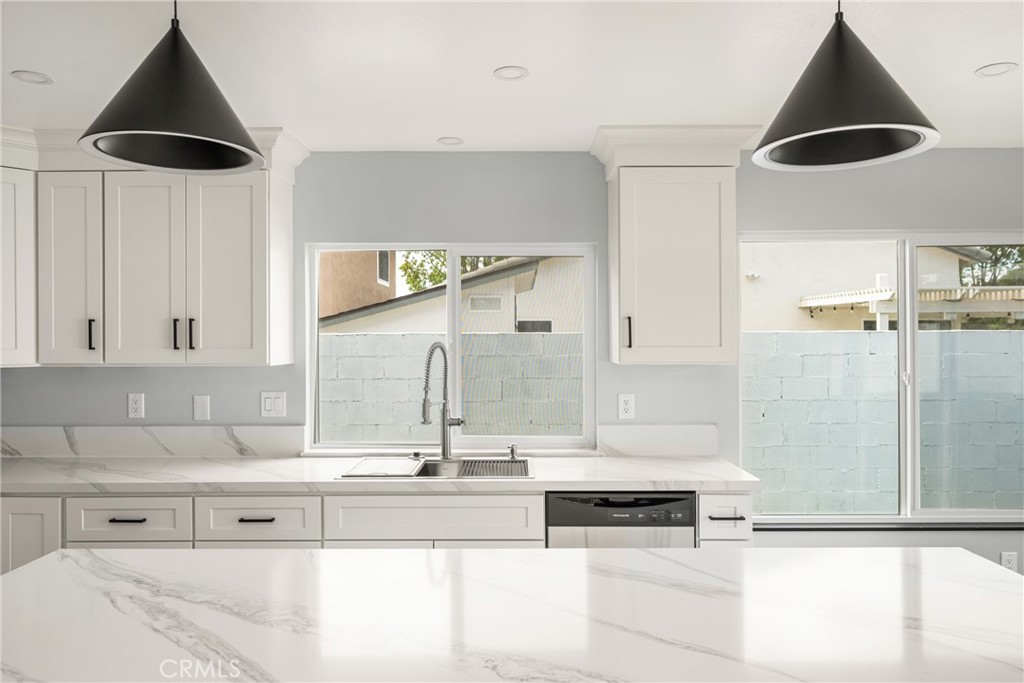 14375 Majorca Avenue