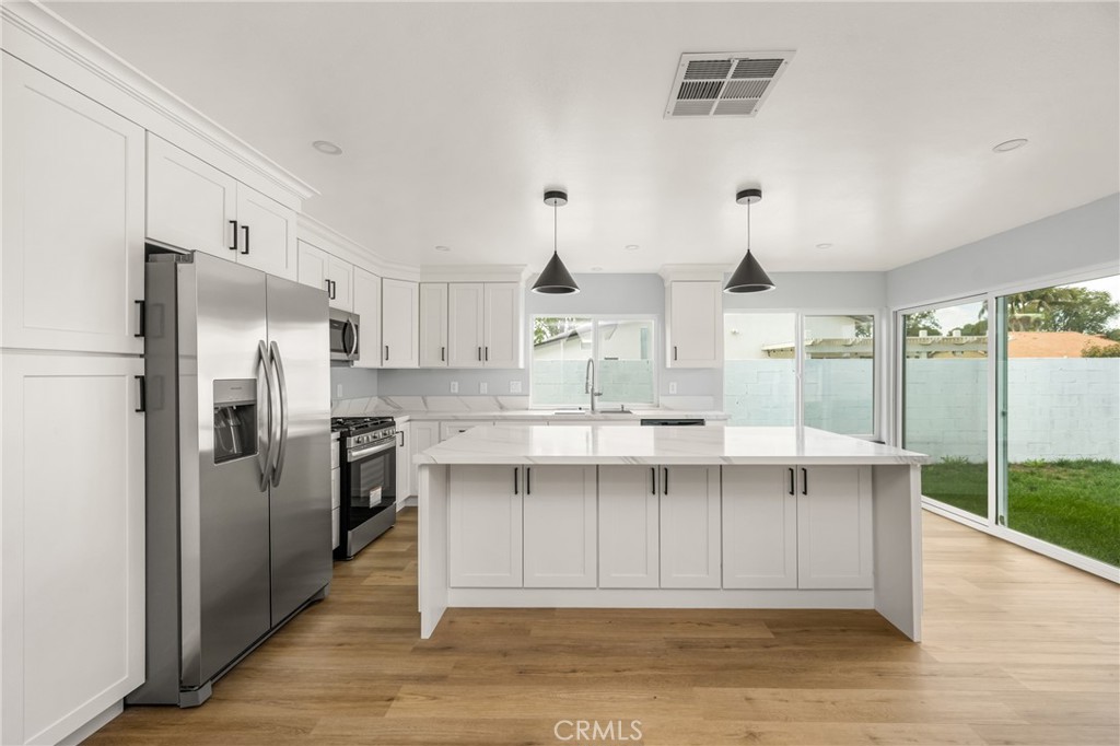 14375 Majorca Avenue