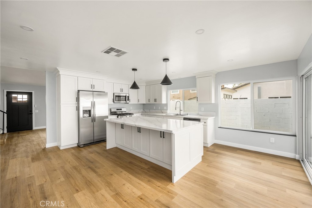 14375 Majorca Avenue