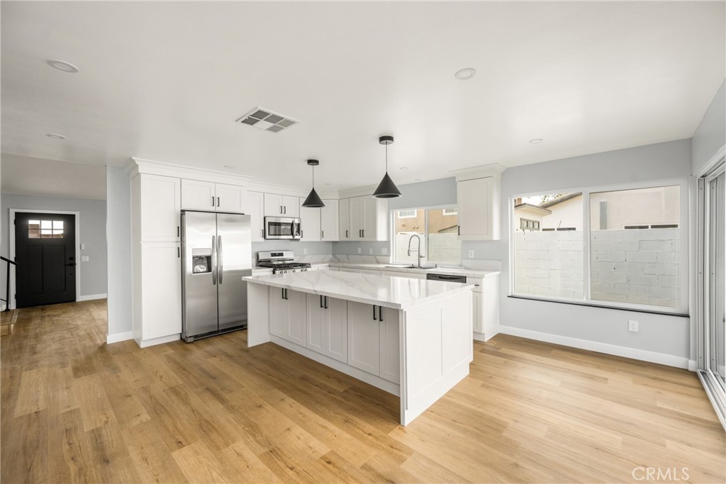 14375 Majorca Avenue