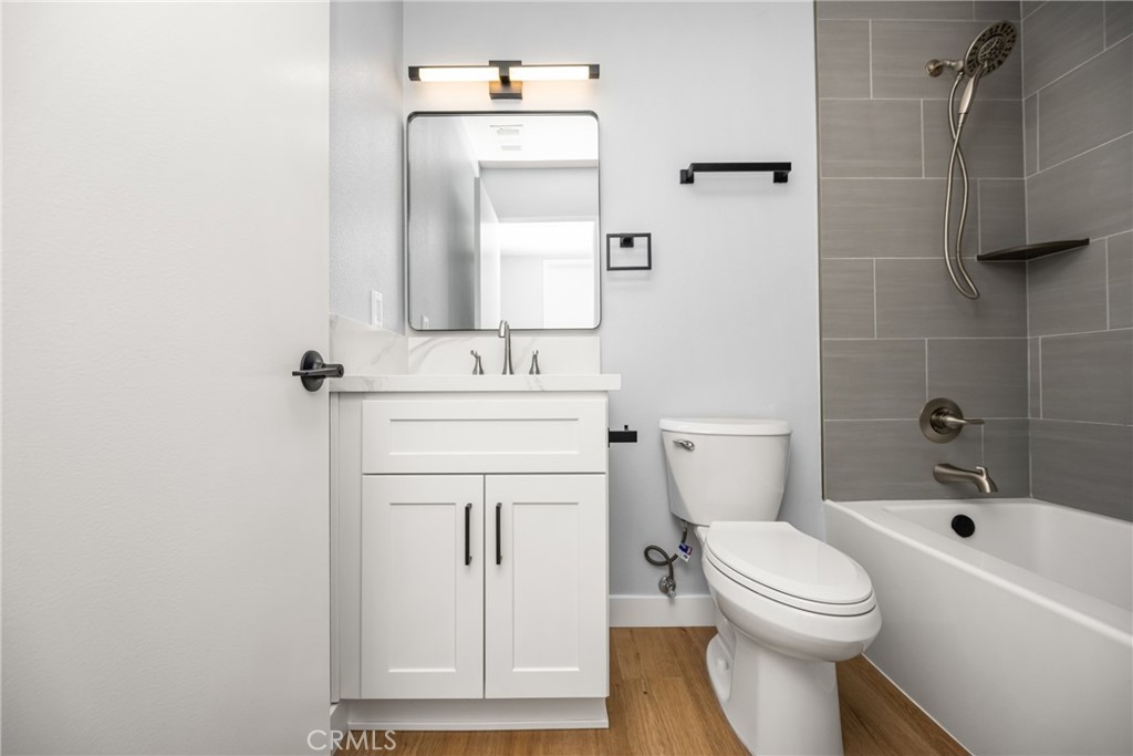 14375 Majorca Avenue