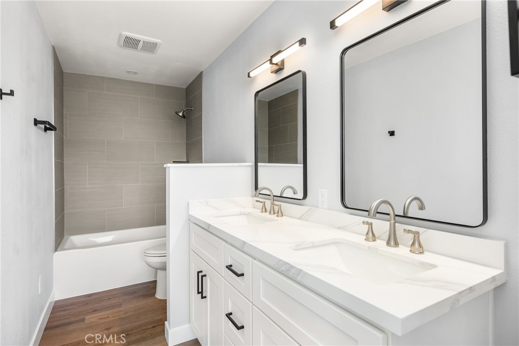 14375 Majorca Avenue