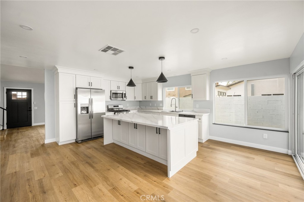 14375 Majorca Avenue