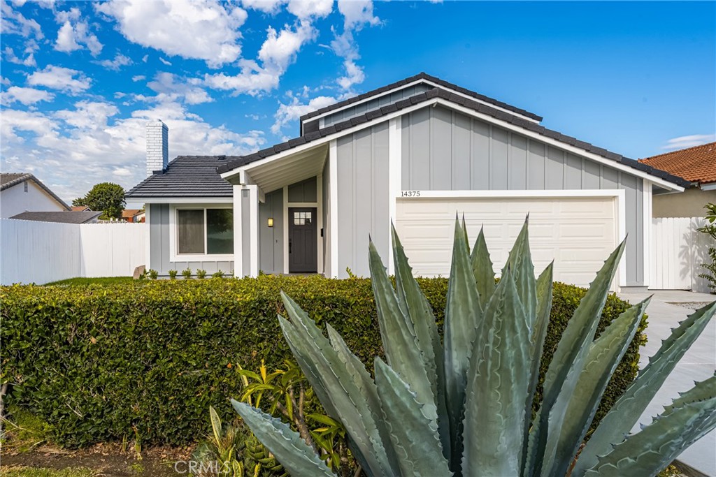 14375 Majorca Avenue