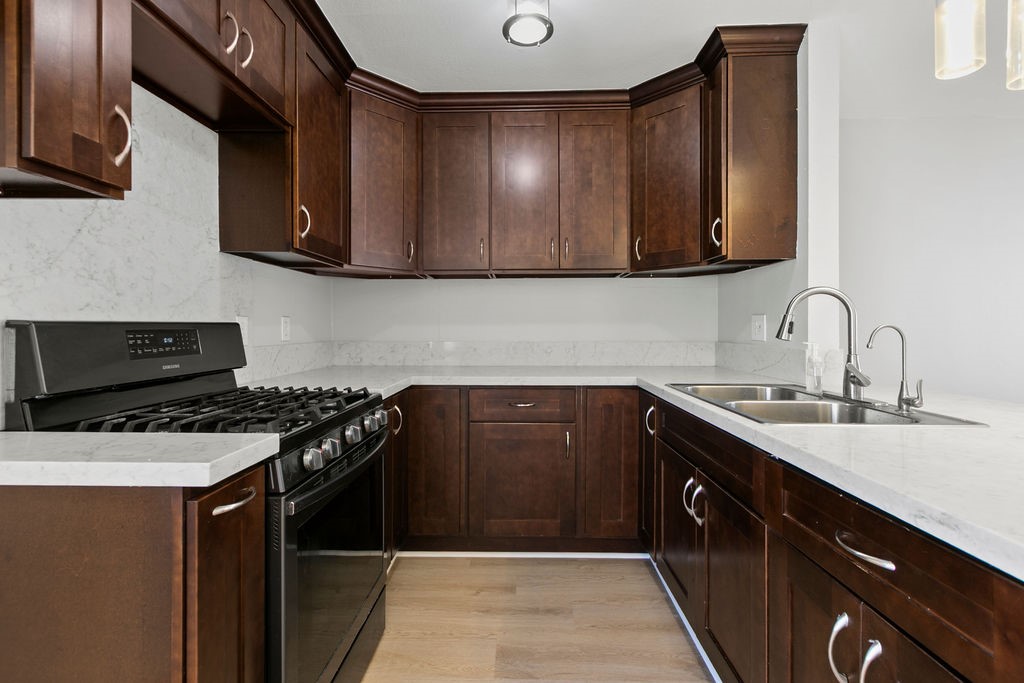 1080 B Cabrillo Park Drive A