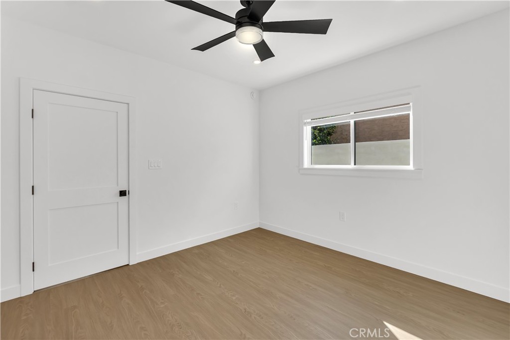 4568 -1 Obispo Avenue