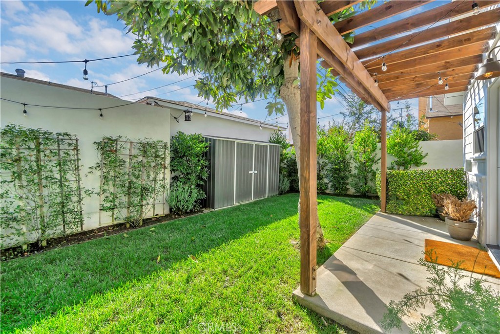 4568 -1 Obispo Avenue