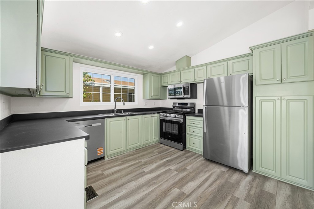 306 N JADE COVE 65