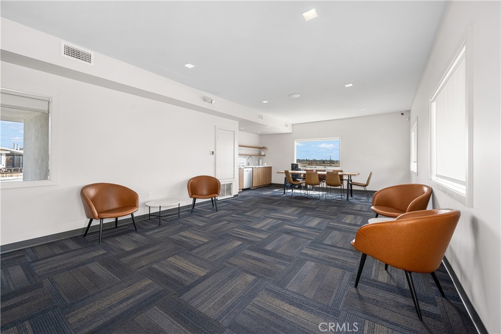 306 N JADE COVE 65