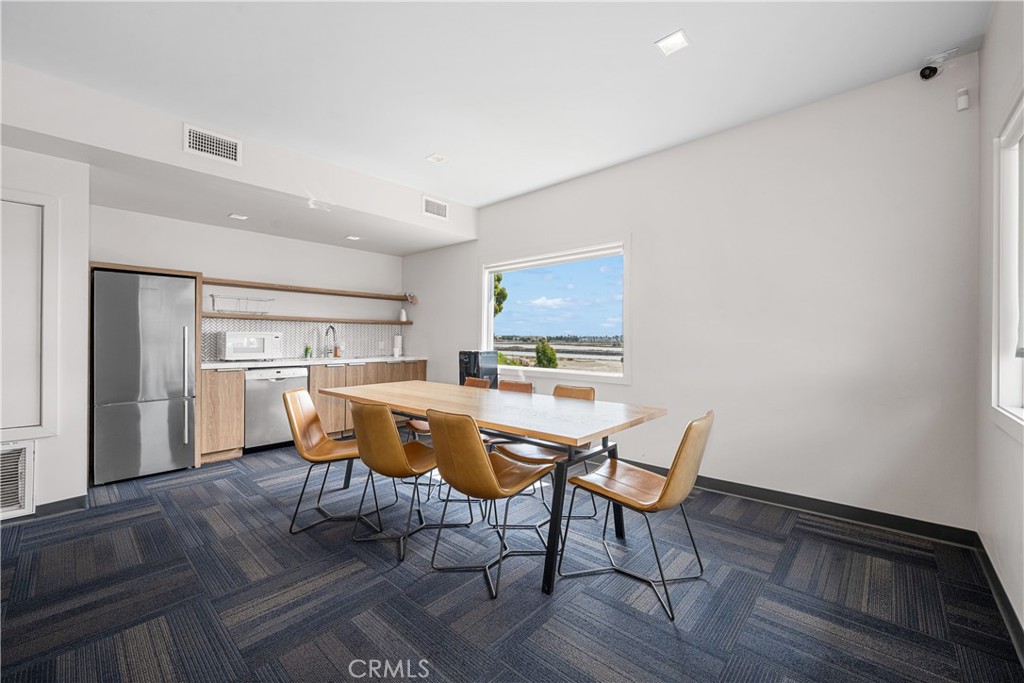 306 N JADE COVE 65