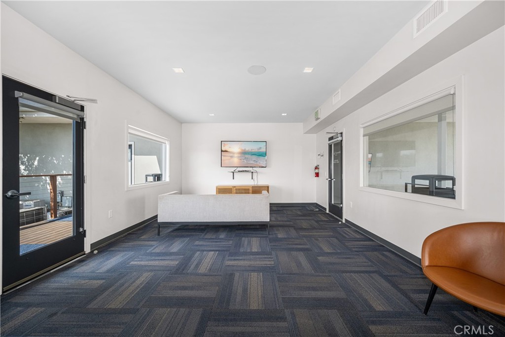 306 N JADE COVE 65