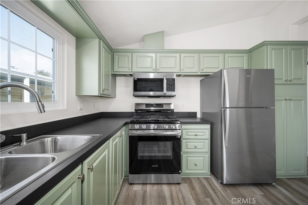 306 N JADE COVE 65
