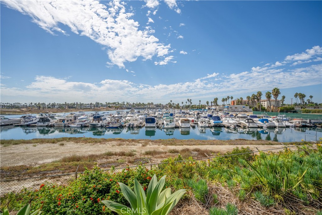 306 N JADE COVE 65