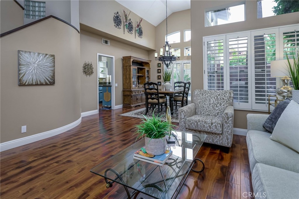 5570 MEADOW LAKE Lane