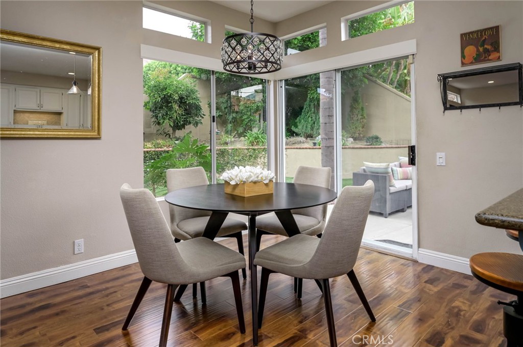 5570 MEADOW LAKE Lane