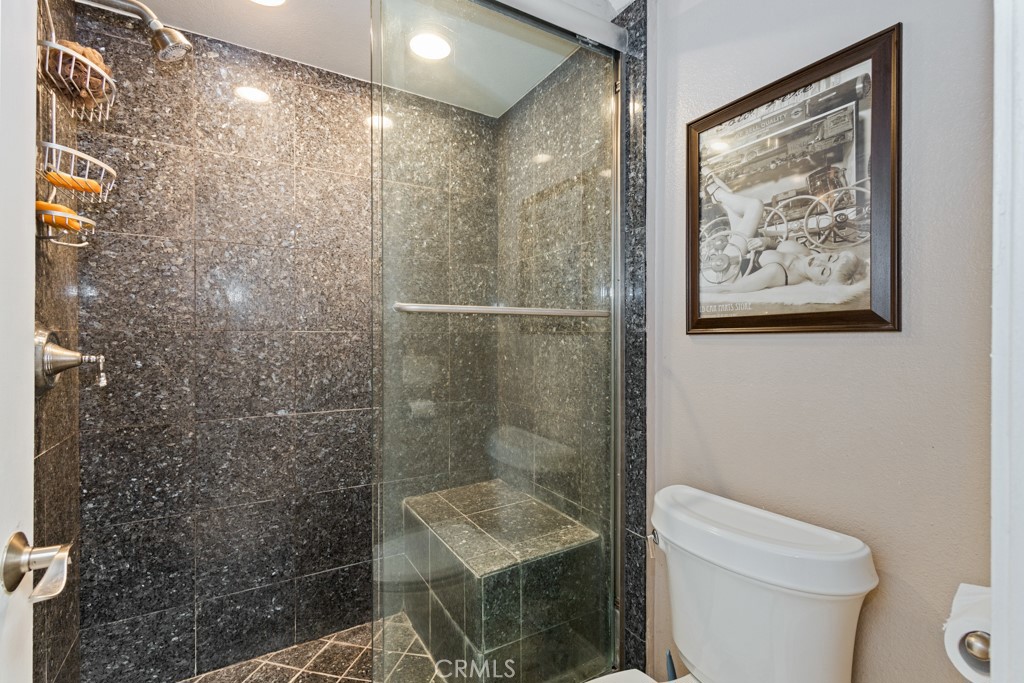 16211 Downey Avenue 31