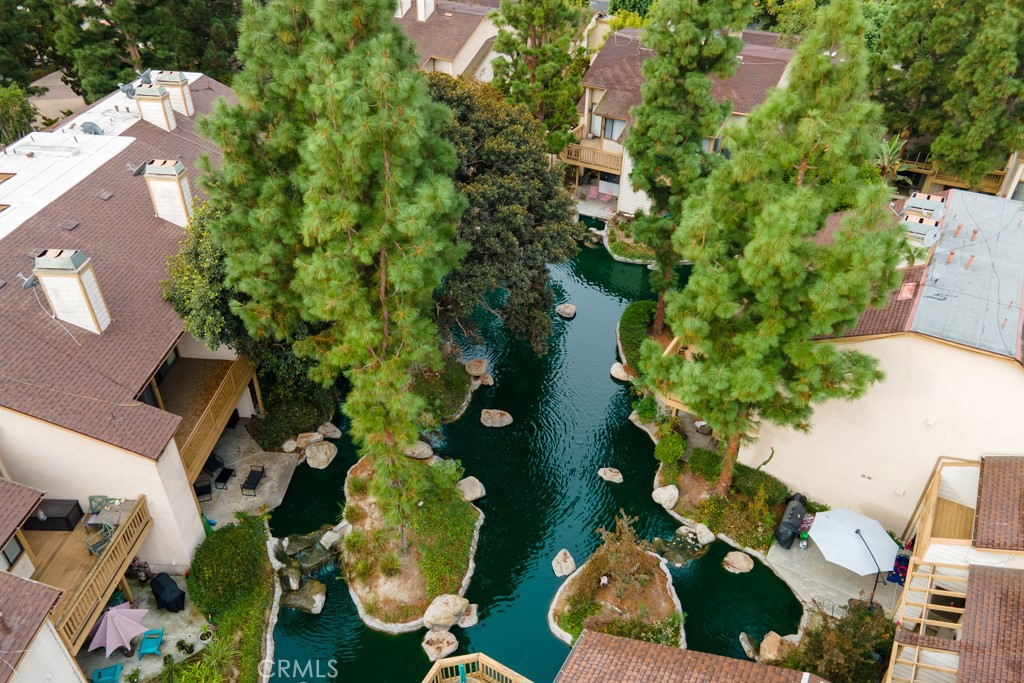 16211 Downey Avenue 31