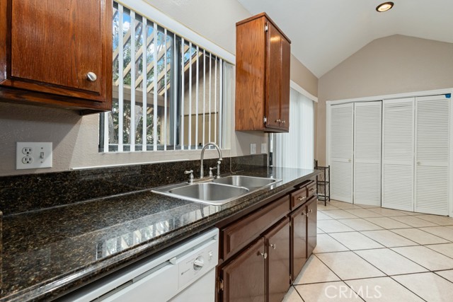 16211 Downey AVE Unit: 31