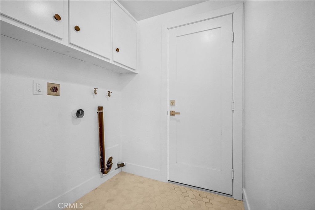 10424 Santa Rita Street