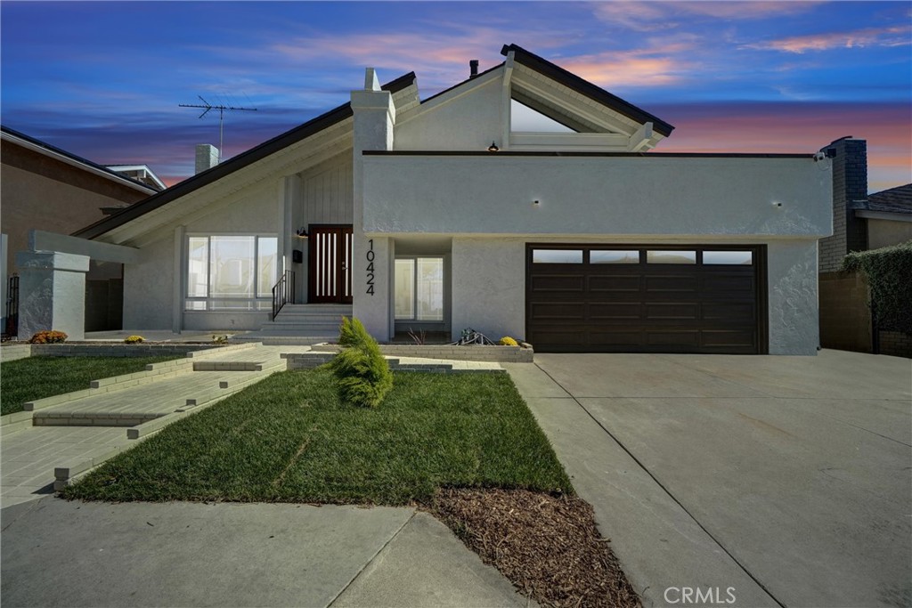 10424 Santa Rita Street