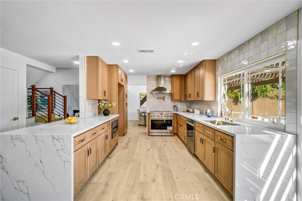 10424 Santa Rita Street