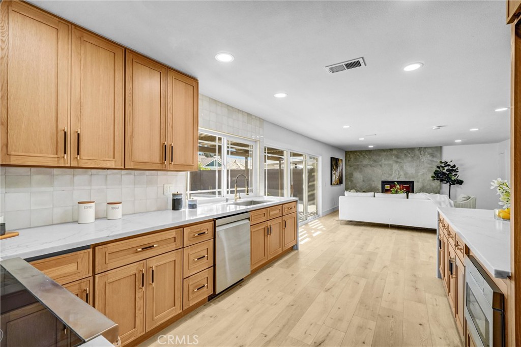 10424 Santa Rita Street