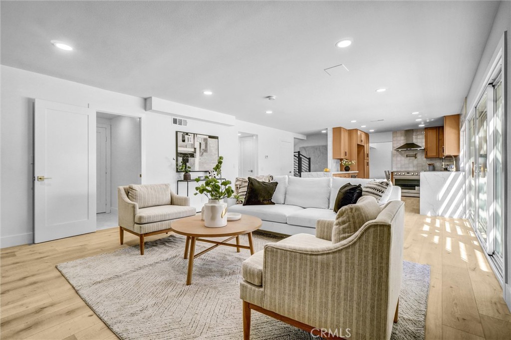 10424 Santa Rita Street